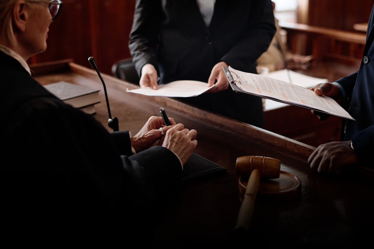¿Te investigan por Conducta Sexual Criminal (CSC) en Minnesota? Por qué es crucial actuar de inmediato