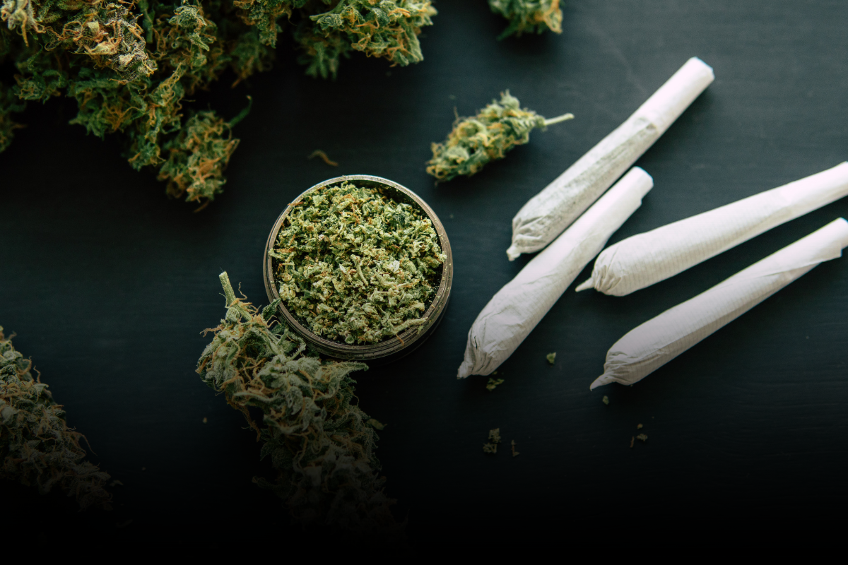 ¿Cuáles son las sanciones por posesión de marihuana en Minnesota?