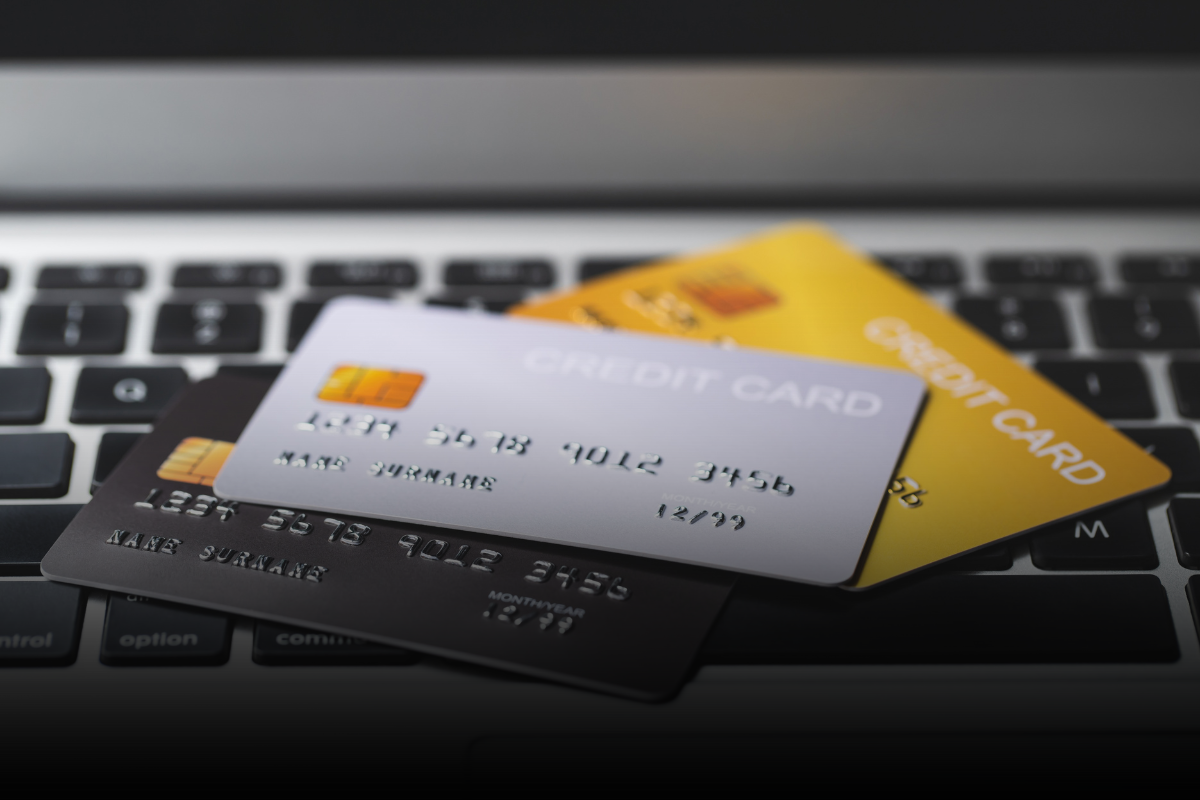 Manejo de Deudas y Tarjetas de Crédito en un Divorcio en Carolina del Norte