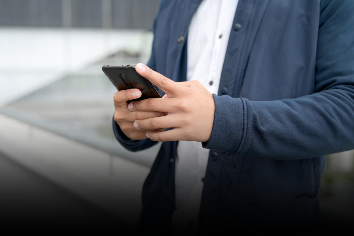 Evidencia Digital en Casos de Delitos Sexuales en Carolina del Norte: Mensajes, Redes Sociales y Metadatos